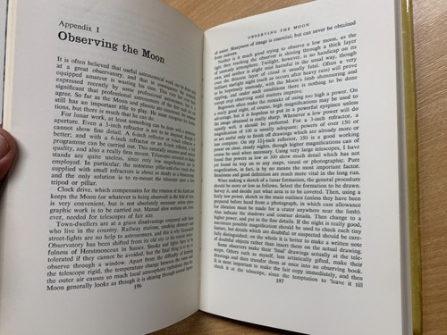 1963 PATRICK MOORE 1ST EDITION SURVEY OF THE MOON ILLUSTRATED HARDBACK BOOK (P4) - Picture 18 of 22