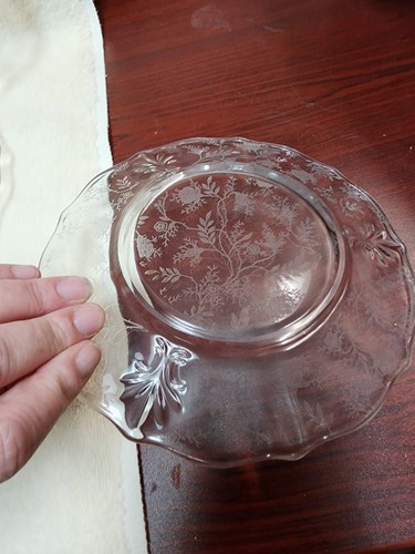 Set of 8 Crystal Fostoria Chintz Etch #2469 7½" Salad Plates EUC - Picture 5 of 5