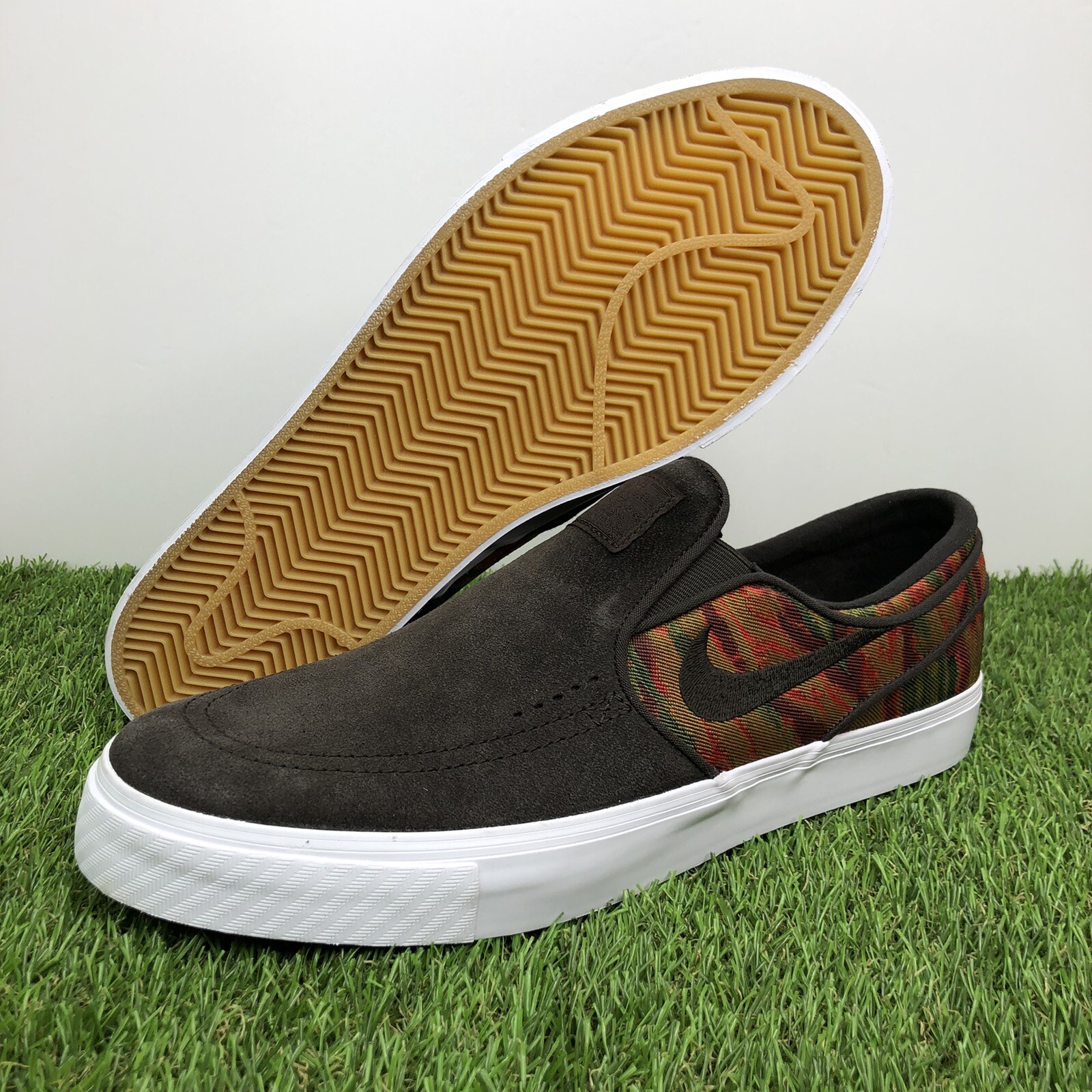 Aprendizaje Aliviar Sociable Nike Zoom Stefan Janoski Slip Men Size 12 Canvas British Tan Brown 831749 200 for sale online | eBay Aprendizaje Aliviar Sociable Nike Zoom Stefan Janoski Slip Men Size 12 Canvas British Tan Brown 831749 200 for sale online | eBay
