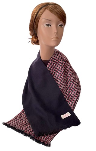 VTG Women's 50 x 9 in Flip Side Reversible Scarf Acrylic-Navy / Acetate-Red Navy - Picture 10 of 24