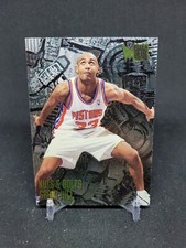 Grant Hill 1995-96 Fleer Metal Nuts & Bolts #210