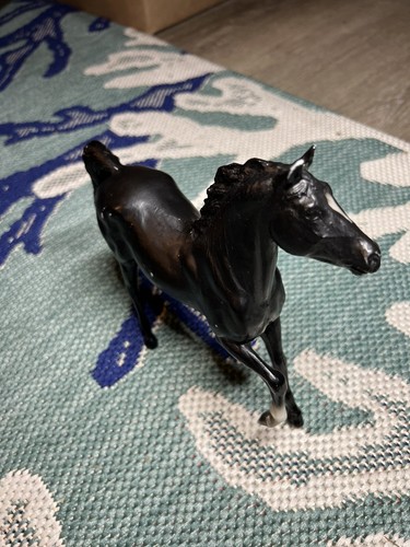 Breyer Vintage Black - Picture 4 of 9