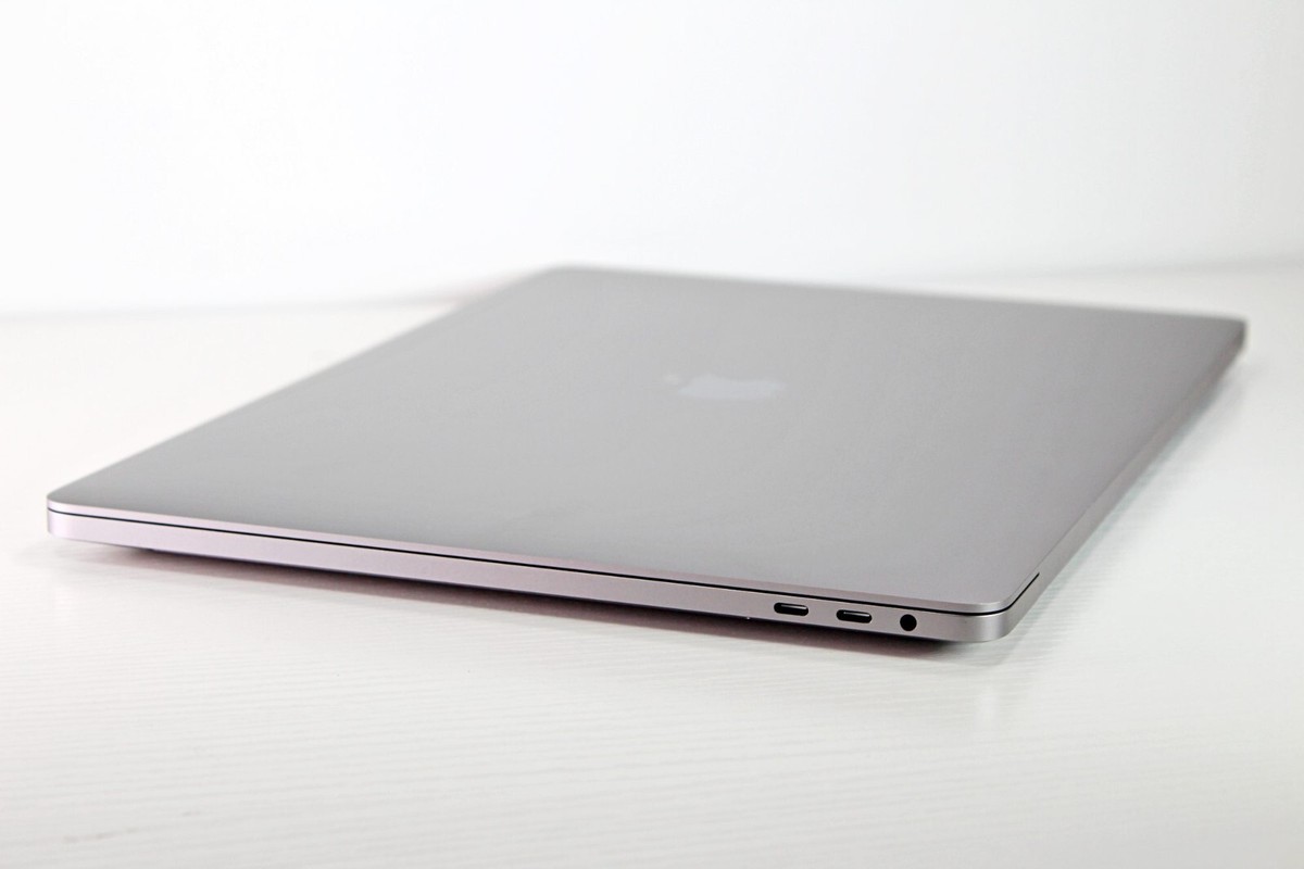 Apple MacBook Pro 16 Apple MacBook Pro 16