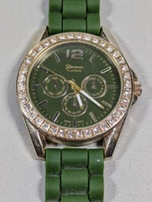 Geneva Platinum Green Dial Crystal Accent Round Silver Tone Case Silicone Watch