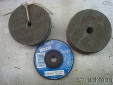 29 Carborundom 4" Abrasive Discs, 24 & 36 grit + (2) Norton 75926 Ridgid Discs
