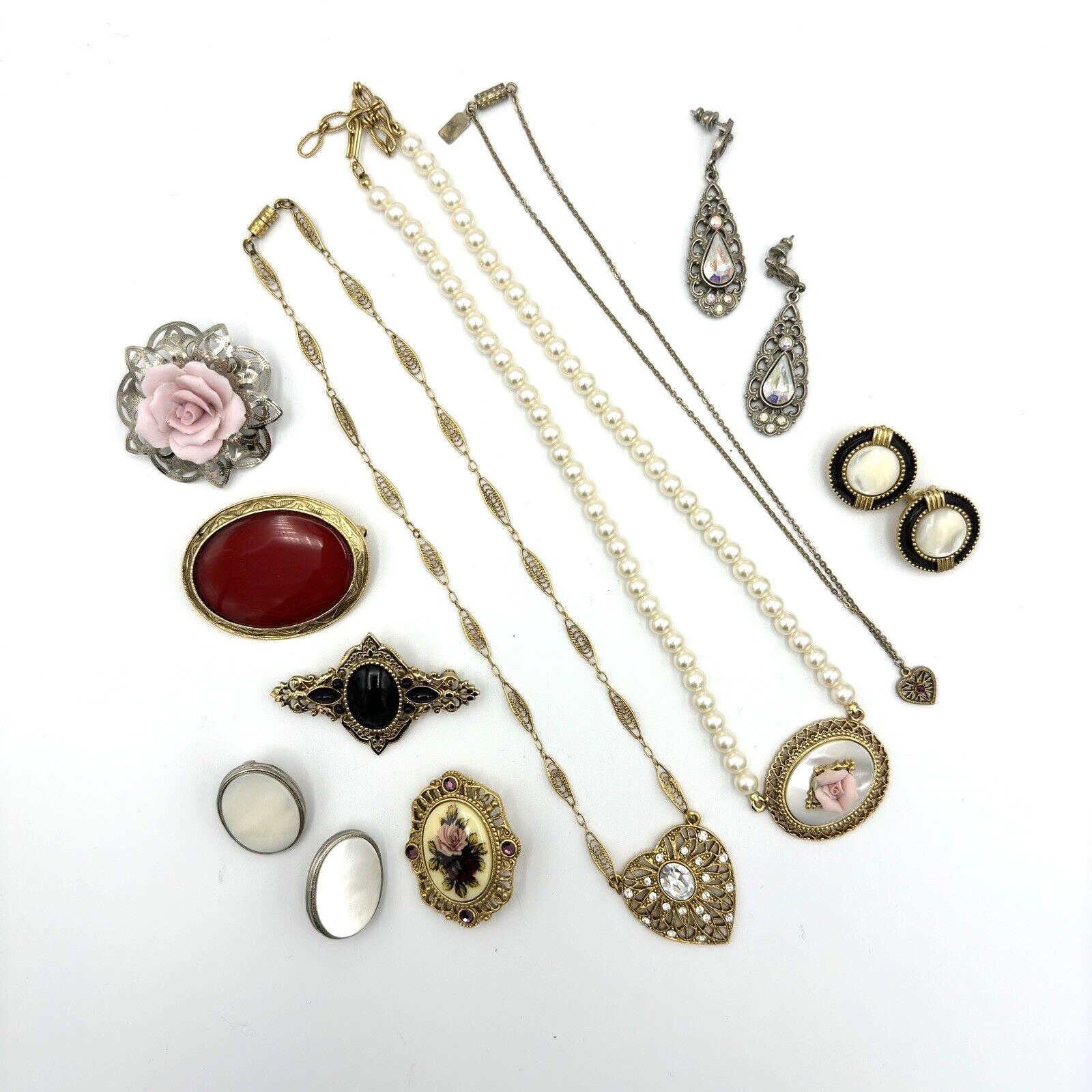 Brooch 1928 Costume Jewelry 1928 Jewelry Brand Gold Tone Cameo