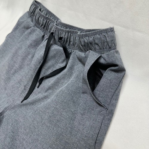 Hurley Large Gray Shorts and Old Navy 28 Khaki 2 Pair Lot Boy Shorts - Picture 6 of 12