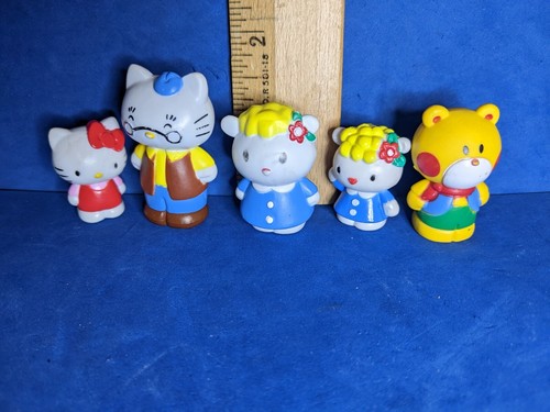 5 Vintage Sanrio Hello Kitty PVC Toy Mini Figures 1976 cake toppers - Picture 5 of 5