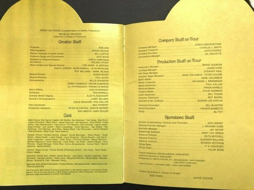 1970 Disney on Parade Program - Color Pictures - Dumbo Cinderella Alice Mickey - Picture 6 of 7