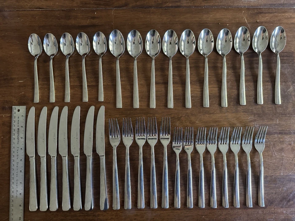 JA Henckels International Pavilion? 18/10 Flatware (set Of 35) - Image 2 of 4