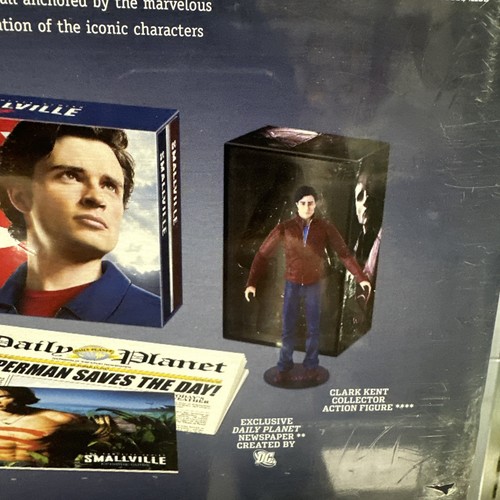 SELLADO Smallville The Complete Series 62 Discos DVD Set con Figura CLARK Best Buy - Imagen 10 de 12