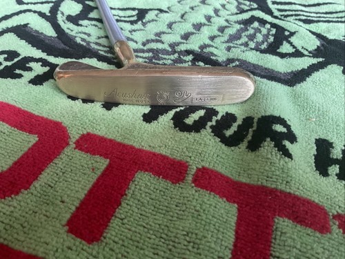 Acushnet Bulls Eye “La Femme” Putter 35” - Picture 6 of 14