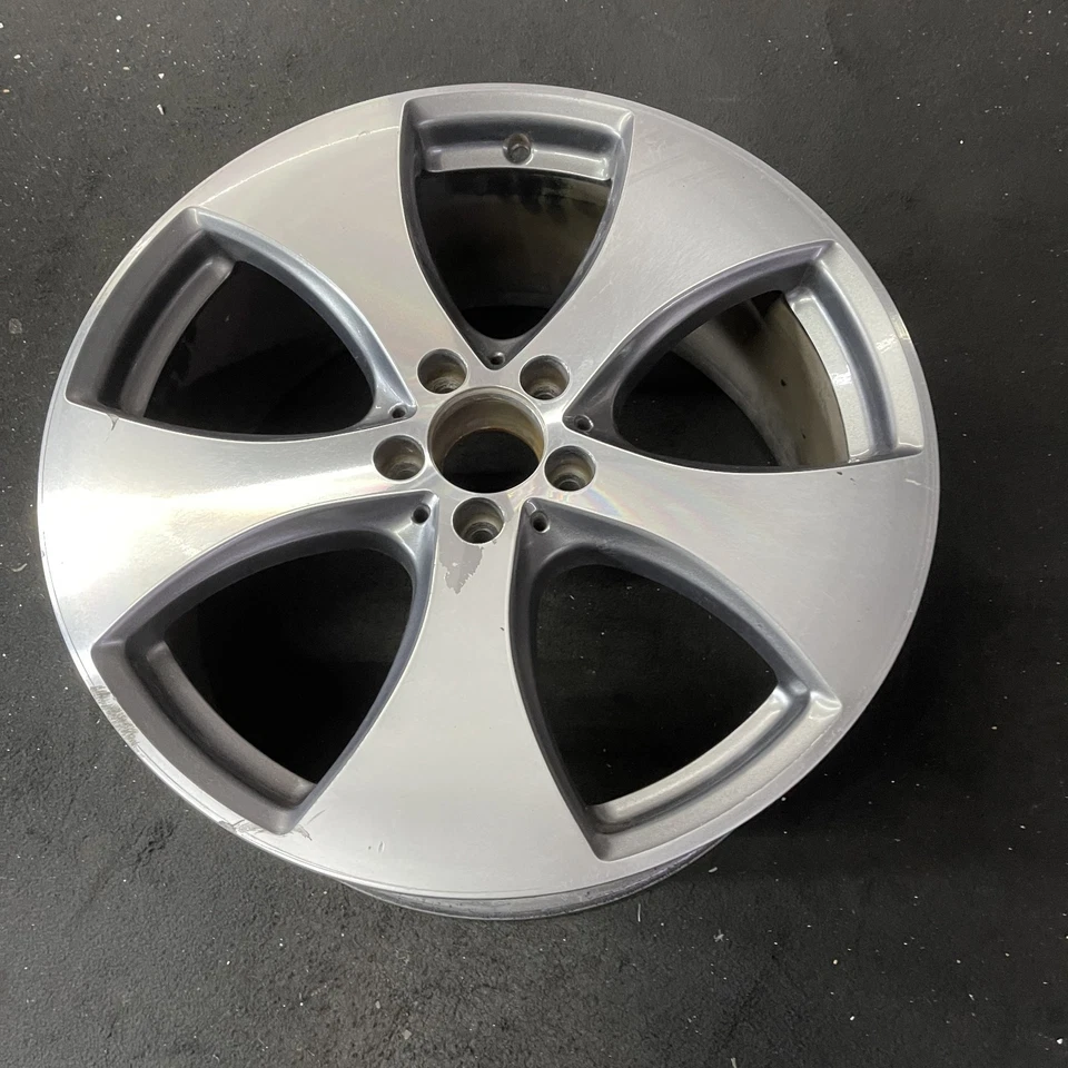 Llanta gris Mercedes-Benz 20x9 clase Gle OEM stock de fábrica 2016-2019 Foto 4 de 4