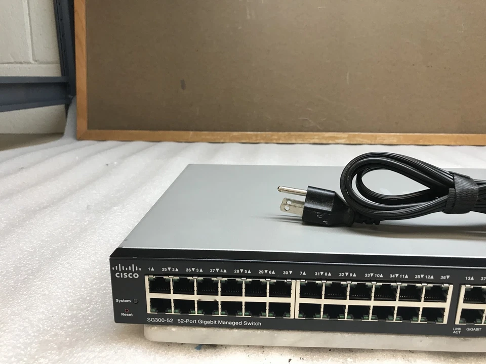 Cisco SG300-52 52-Port Gigabit Managed Network Switch Tested - Image 2 of 4