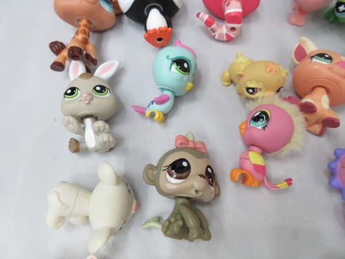 Vintage LITTLEST PET SHOP LPS Lot of 41 Pets and some accessories - Picture 11 of 24