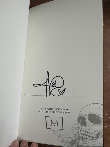 SIGNED Mystic Box HAUNTING & HUNTING ADELINE HD Carlton CAT & MOUSE Duet - Picture 7 of 7