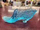 FENTON DEEP AQUA BLUE GLASS SHOE SLIPPER IN DAISY BUTTON PATTERN, MINT