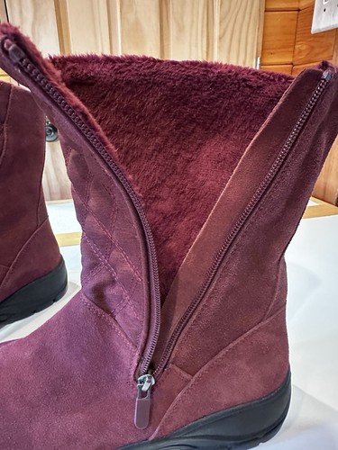 Lands' End Womens Size 10B Burgundy Suede Quilted Zip Lined Winter Boots 503405 - Picture 8 of 8