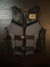 Hyperlite Men’s Adult Wake Co Small Life Vest Jacket Wakeboarding Water Sport