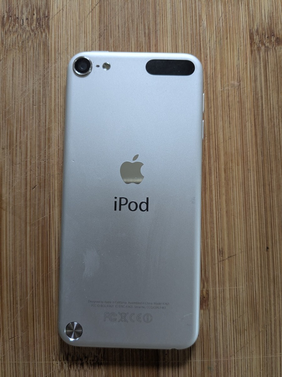 Apple iPod Touch 5th generation 32GB White Silver A1421