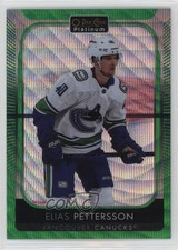 2021-22 O-Pee-Chee Platinum Emerald Surge /10 Elias Pettersson #196