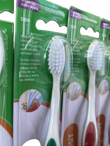 12 Pack Gum Sunstar #509 Summit Sensitive Compact Toothbrushes - Picture 2 of 4