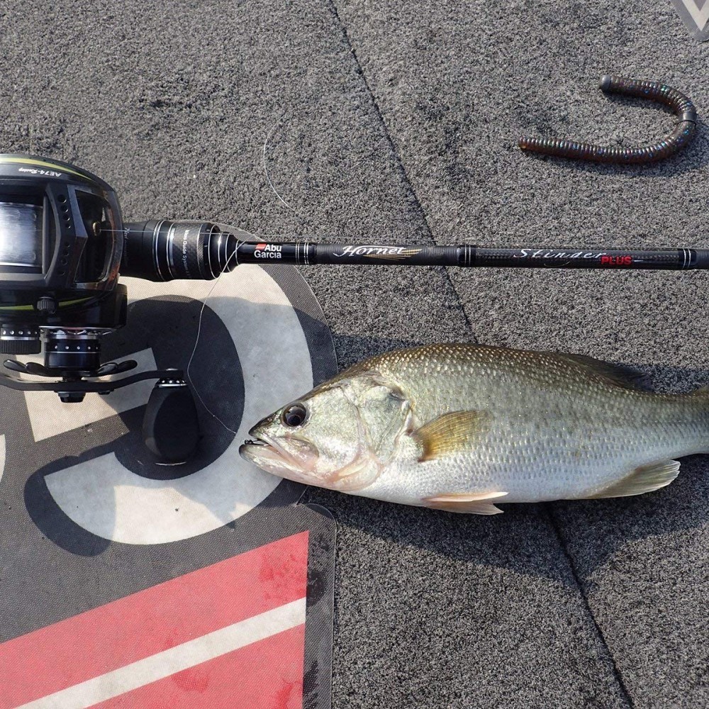 Abu Garcia bass rod bait bait rod Hornet Stinger plus HSPC-671X-BB bass fishing rod 0205ef Abu Garcia bass rod bait bait rod Hornet Stinger plus HSPC-671X-BB bass fishing rod 0205ef