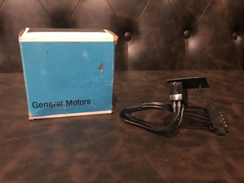 1983-1988 CHEVROLET S-10 /S-15 *NOS* REAR WINDOW DEFROST SWITCH #14074320 - Foto 5 di 5