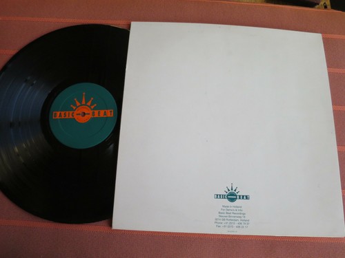 URBAN CLOCKERS SOUND SPIRIT E.P. – 3 Mixes – 12“Maxi Vinyl 1996 – House/Trance - Bild 2 von 3