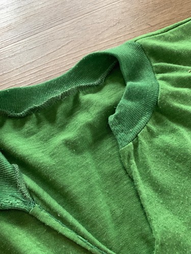 1940s 50s Vintage Mens T-shirt With Pocket V Neck Green - Picture 7 of 9