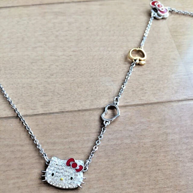 Hello kitty hotsell diamond necklace