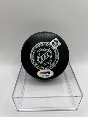 Patrick Kane Signed 2013 Chicago Blackhawks Champions NHL Puck W/ Case PSA COA - Picture 4 of 4
