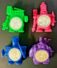 Vintage Set of 4 Coin Bank Warrior Gumball Vending Machine Toys SKU 33