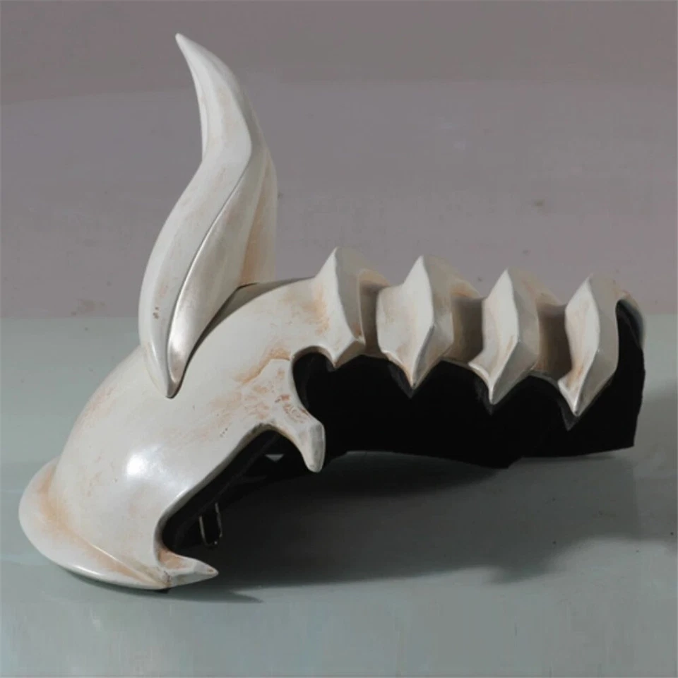 1:1 Replica Anime BLEACH Ulquiorra Cifer Cosplay Helmet Wearable Mask GFRP Props - Image 4 of 4