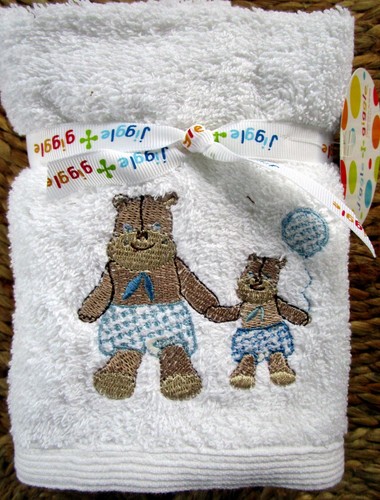 BABY GIRL "MUM & BUBBY HIPPO" SET OF 3 COTTON FACE WASHERS TIED WITH RIBBON BNWT - Picture 8 of 8
