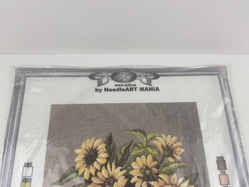 Krif Vase With Sunflowers Needlepoint Canvas Needleart Mania 8.5” By 13” - Picture 4 of 7