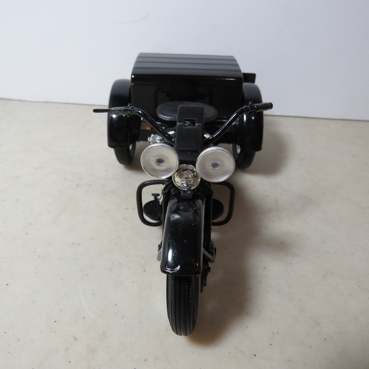 Harley Davidson 1947 Servi-Car Model Motorcycle Bank Ltd Ed