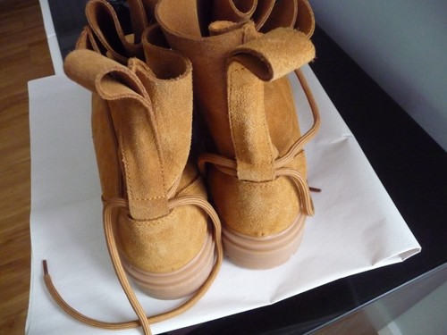 STEVE MADDEN NEW TAHOE GENUINE SUEDE LACE UP BOOTS TAN/ GOLDEN COLOR SIZE 40 - Foto 3 di 7