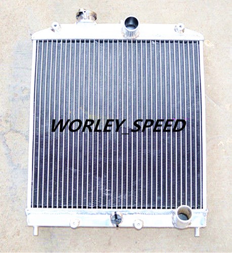 Radiator For Aftermarket Civic EK EG D15 D16 1992-2000  52MM 3Row 28MM Pipe - Picture 1 of 5