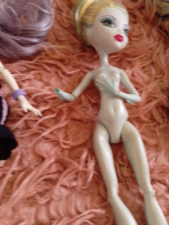 Picture 9 of 13