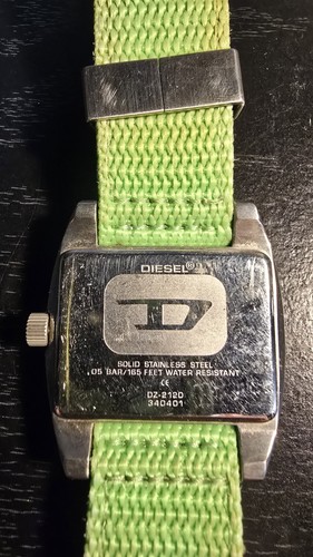 Diesel 5BAR DZ-2120 Wrist Watch. Lot.127 (Non-Workingl - Picture 5 of 6