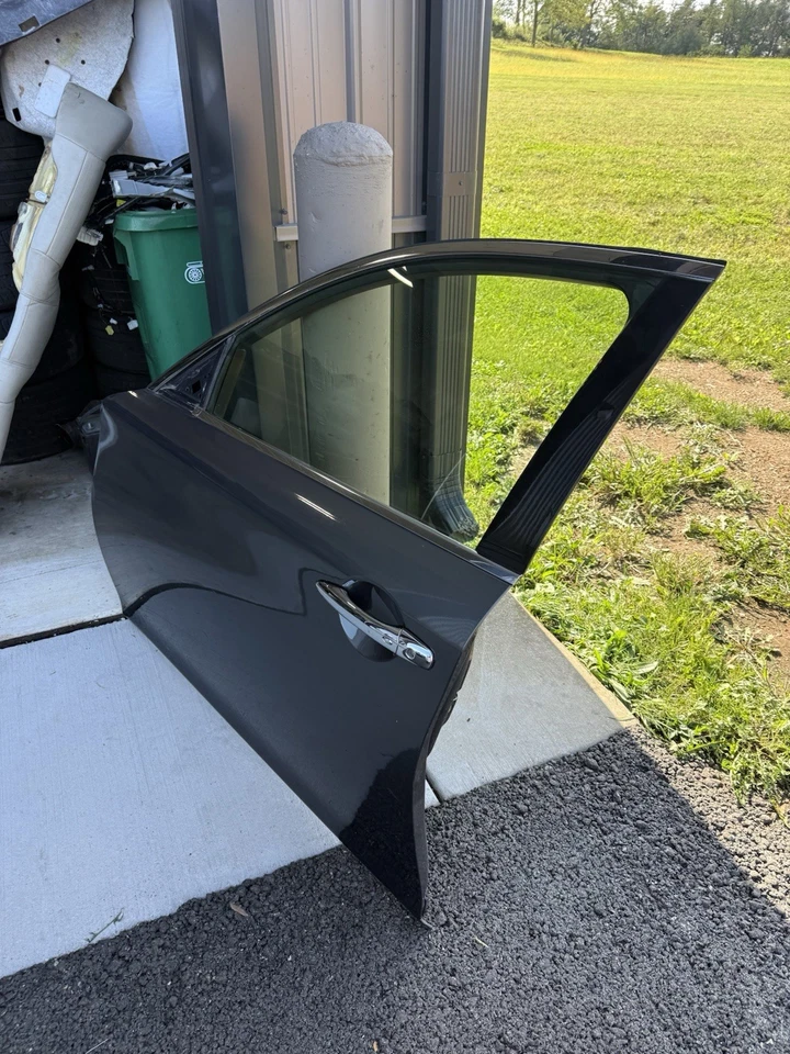 11-19 CONJUNTO PUERTA LADO CONDUCTOR DELANTERO IZQUIERDO INFINITI M37 Q70 - GRIS PERLA METALIZADO Foto 3 de 4