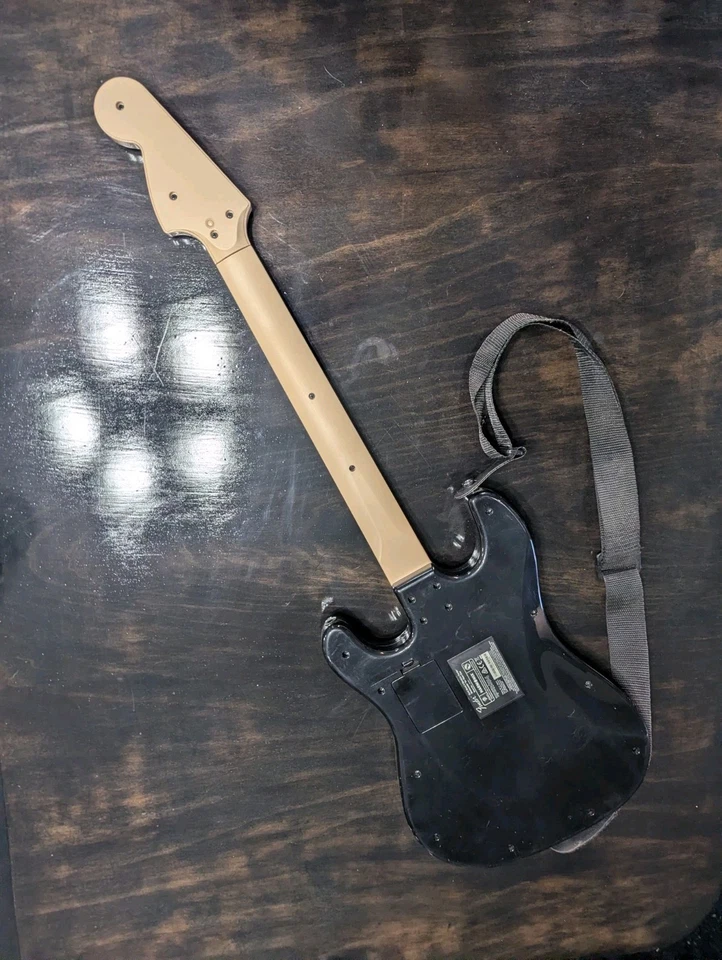 Guitarra Inalámbrica PS4 Red Rock Band Fender Stratocaster Controlador Madcatz ¡Probado! Foto 2 de 4