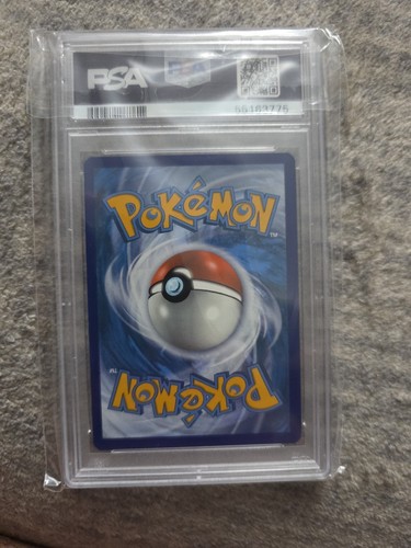 PSA 8 NM-MINT Vaporeon SWSH072 HOLO 3-Pack Blister PROMO Pokemon Card - Picture 2 of 2