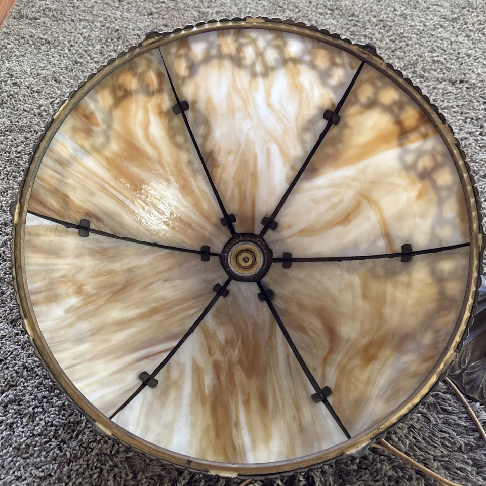 Abajur de mesa antigo Miller & Co. vidro escória art nouveau painel caramelo sombra década de 1920 - Imagem 3 de 4