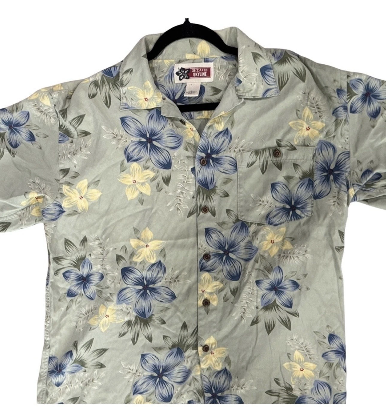 Men’s 100% Silk Tropical Button Up Short Sleeve Sz L Blue Skyline Beach Resort
