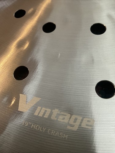 Aisen 19” Vintage Holy Crash Cymbal - Picture 3 of 5