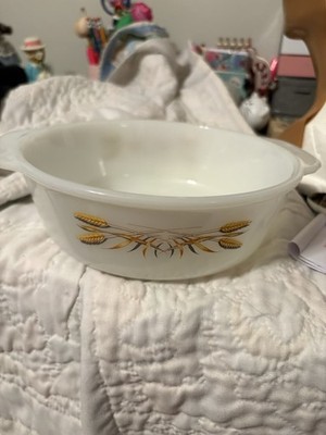 Fire-King Golden Wheat 1-1/2 Qt Oval Casserole Vintage Baking Dish 467