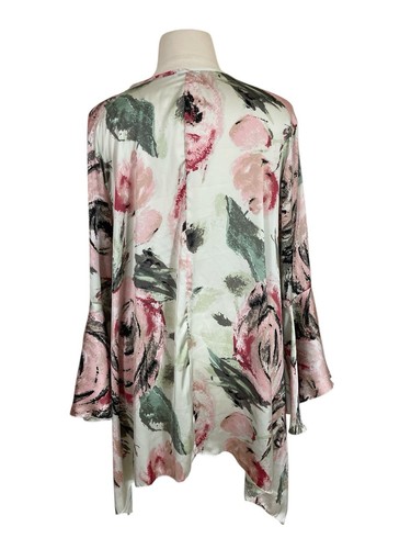 Cha Cha Vente Damen Satin Blumen Glockenärmel Kunst zu tragen Tunika Bluse 3X - Bild 3 von 8