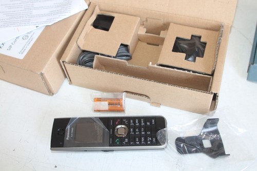 PACK .. Kit PANASONIC KX-TGP600A + 3x combinés KX-TPA60A SIP - Photo 11/16
